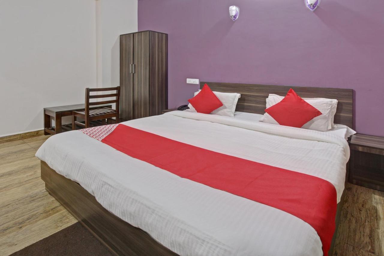 Oyo 48704 Rashi Farms Hotel Hubli Exterior photo